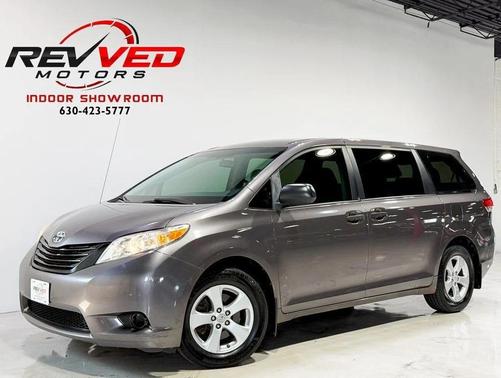 2011 Toyota Sienna LE