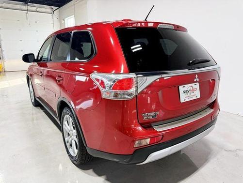 2015 Mitsubishi Outlander SE