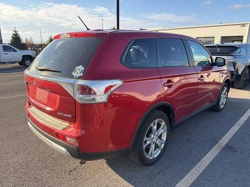 2015 Mitsubishi Outlander SE