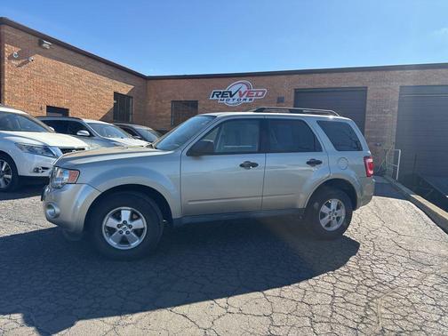 2010 Ford Escape XLS