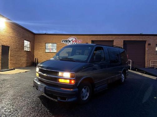 1999 Chevrolet Express 1500 Base