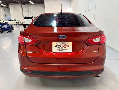 2014 Ford Fusion SE