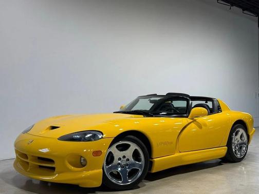 Viper Race Yellow Clearcoat 2001 Dodge Viper RT/10