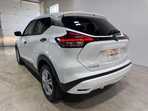 2021 Nissan Kicks S
