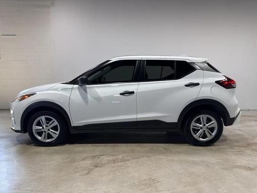 2021 Nissan Kicks S