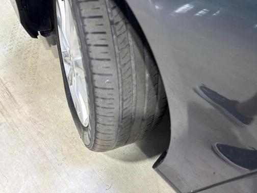 Black Sapphire Pearl 2010 Lexus ES 350 Base