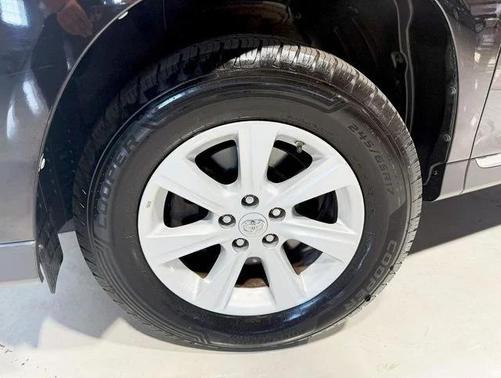 2013 Toyota Highlander SE