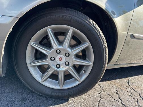 2011 Cadillac DTS Luxury Collection