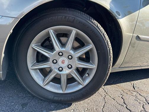 2011 Cadillac DTS Luxury Collection