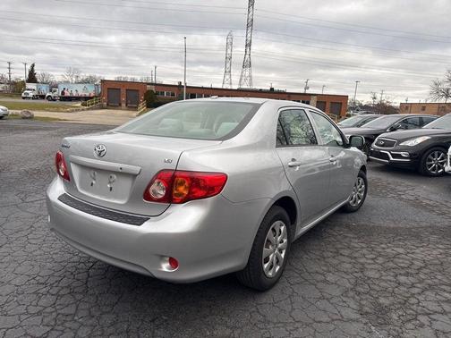 2009 Toyota Corolla LE