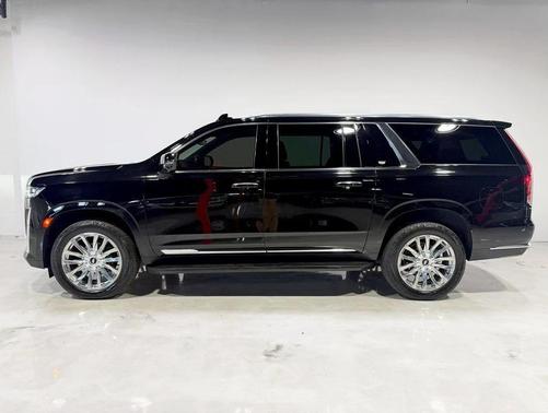 2022 Cadillac Escalade ESV Premium Luxury