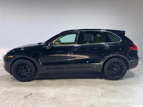 2014 Porsche Cayenne Cayenne