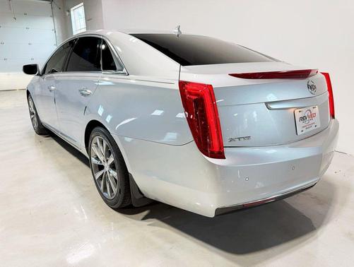 2013 Cadillac XTS Base