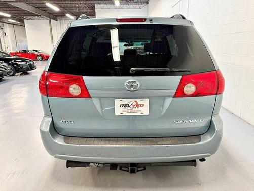 2008 Toyota Sienna LE