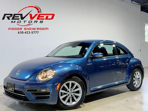 Silk Blue Metallic 2017 Volkswagen Beetle 1.8T SE