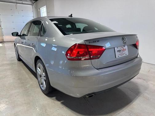 2014 Volkswagen Passat 2.0L TDI DSG SE w/Sunroof