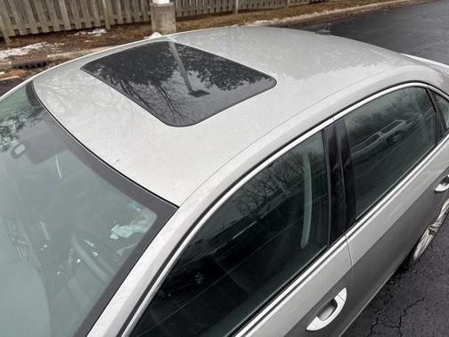 2014 Volkswagen Passat 2.0L TDI DSG SE w/Sunroof