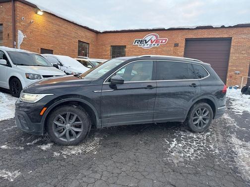 2022 Volkswagen Tiguan 2.0T SE