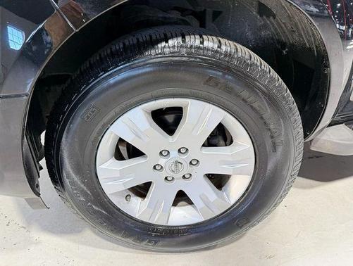 2006 Nissan Pathfinder LE