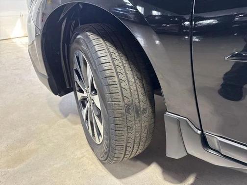 Crystal Black Silica 2017 Subaru Outback 2.5i Limited