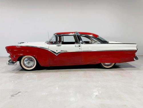1955 Ford Fairlane Crown Victoria
