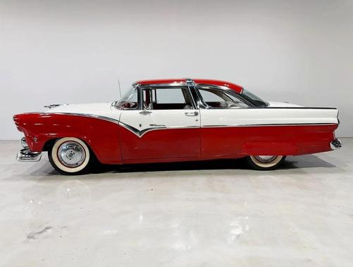 1955 Ford Fairlane Crown Victoria