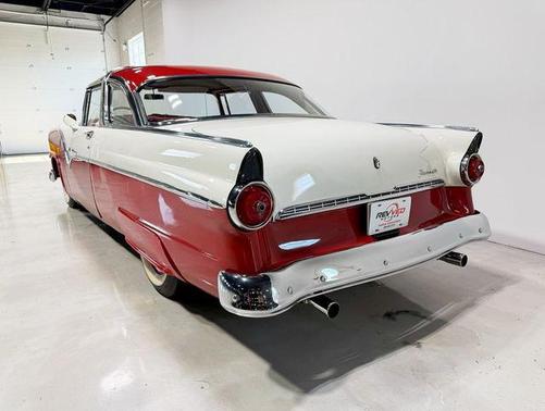 1955 Ford Fairlane Crown Victoria
