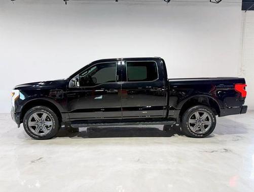 2023 Ford F-150 Lightning Platinum