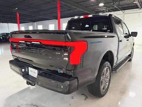 2023 Ford F-150 Lightning Platinum