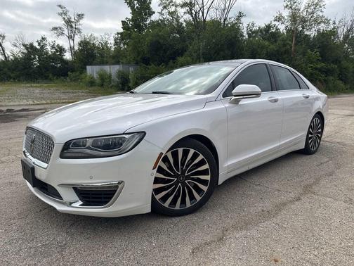 White Platinum Metallic Tri-Coat 2017 Lincoln MKZ Black Label