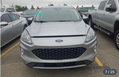 2022 Ford Escape SEL
