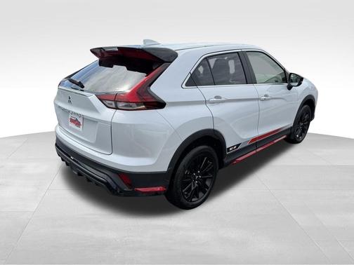 2024 Mitsubishi Eclipse Cross LE