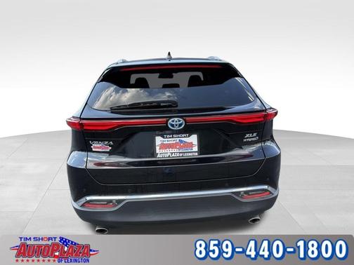 2022 Toyota Venza XLE
