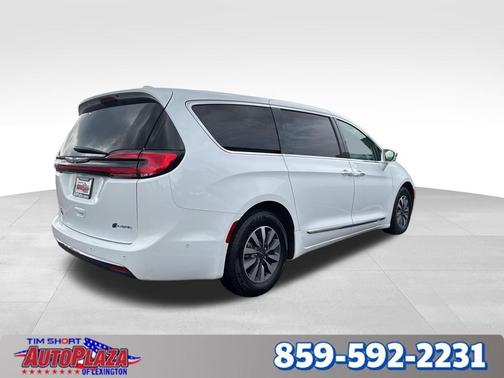 2022 Chrysler Pacifica Hybrid Limited