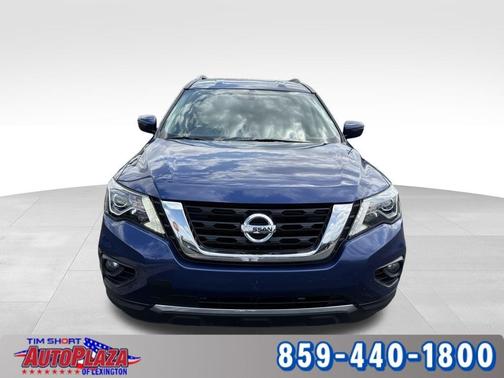 2019 Nissan Pathfinder SV