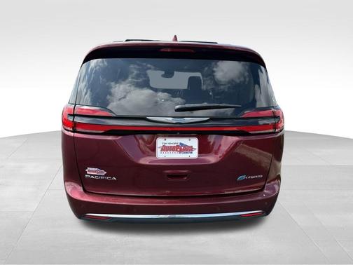2021 Chrysler Pacifica Hybrid Touring L