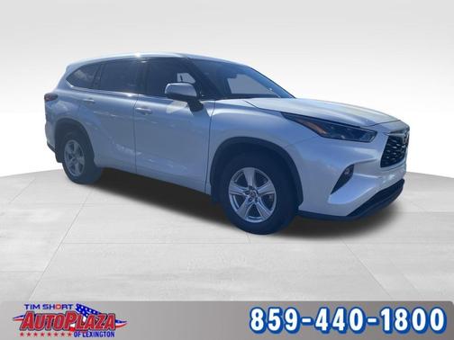 2022 Toyota Highlander LE