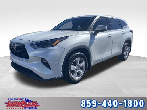 2022 Toyota Highlander LE