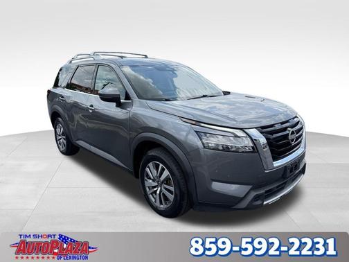 2023 Nissan Pathfinder SL