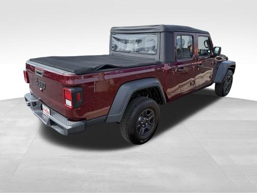 2022 Jeep Gladiator Sport