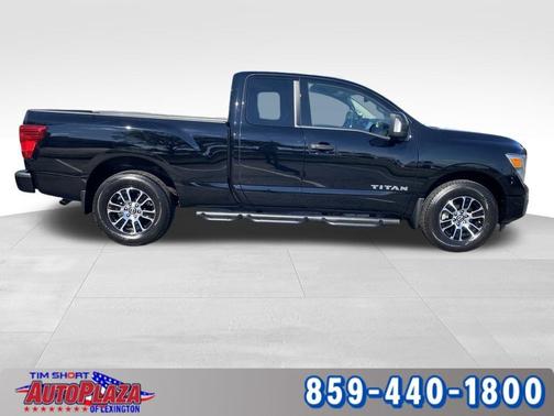 2024 Nissan Titan SV