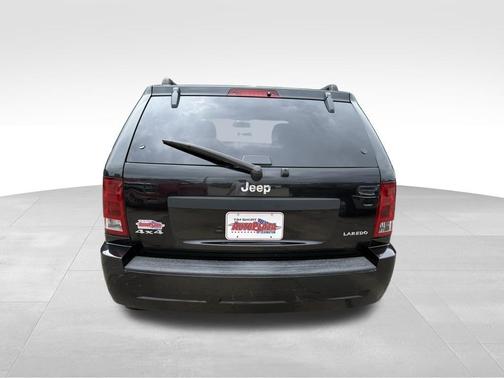 2005 Jeep Grand Cherokee Laredo