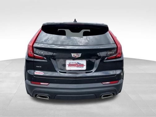 2022 Cadillac XT4 Luxury
