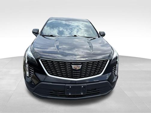 2022 Cadillac XT4 Luxury