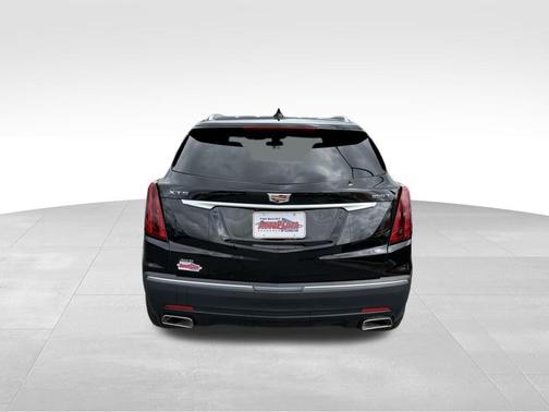 2022 Cadillac XT5 Luxury