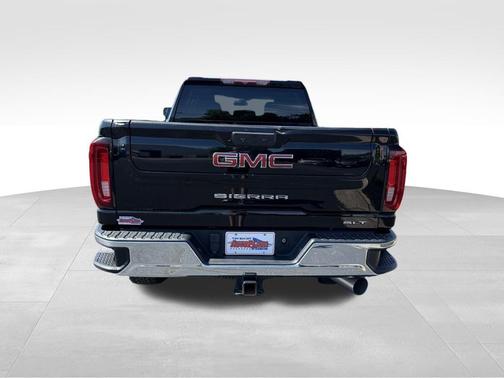 2022 GMC Sierra 2500 SLT