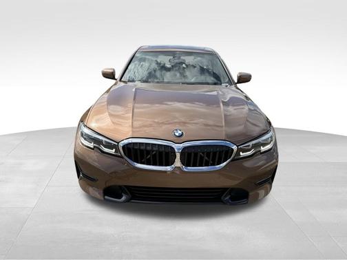 2019 BMW 330 i xDrive