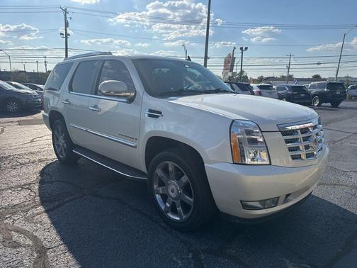 2009 Cadillac Escalade Base