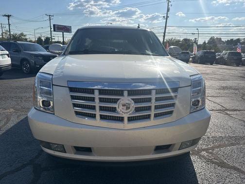 2009 Cadillac Escalade Base