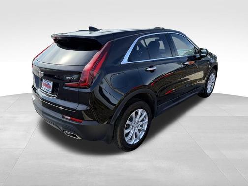 2022 Cadillac XT4 Luxury
